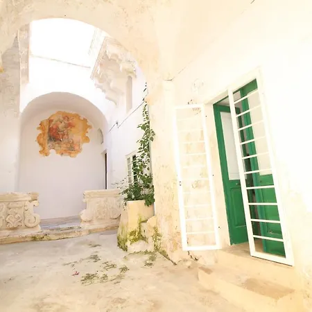 Casa La Corte Kale Polis Matino