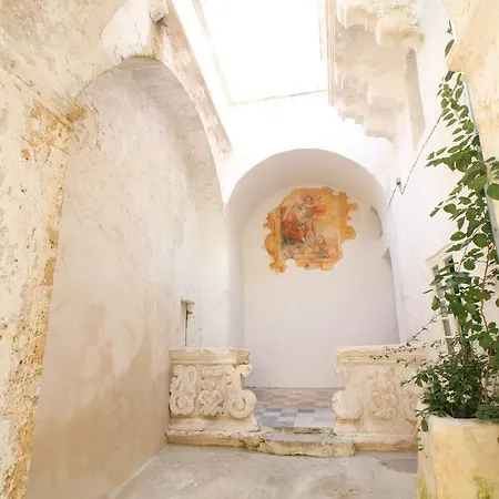 Casa La Corte Kale Polis マティーノ